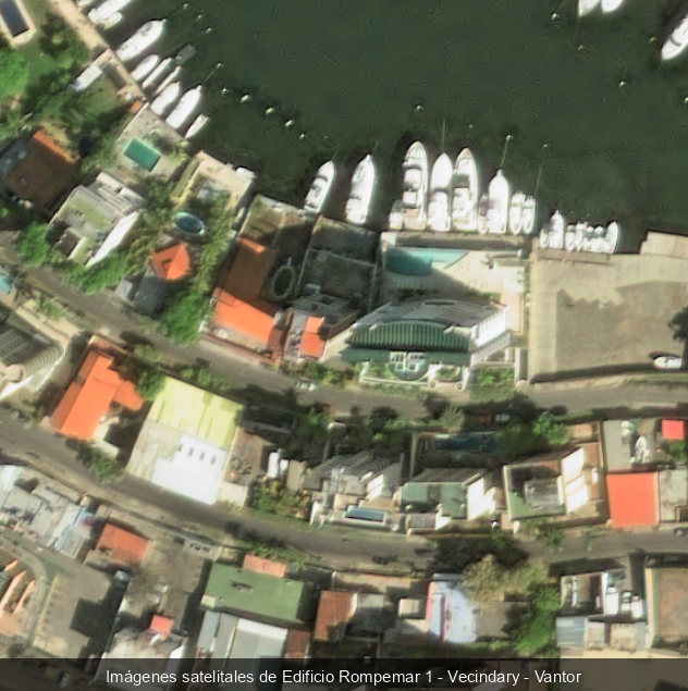 Edificio Rompemar 1 antes del terremoto